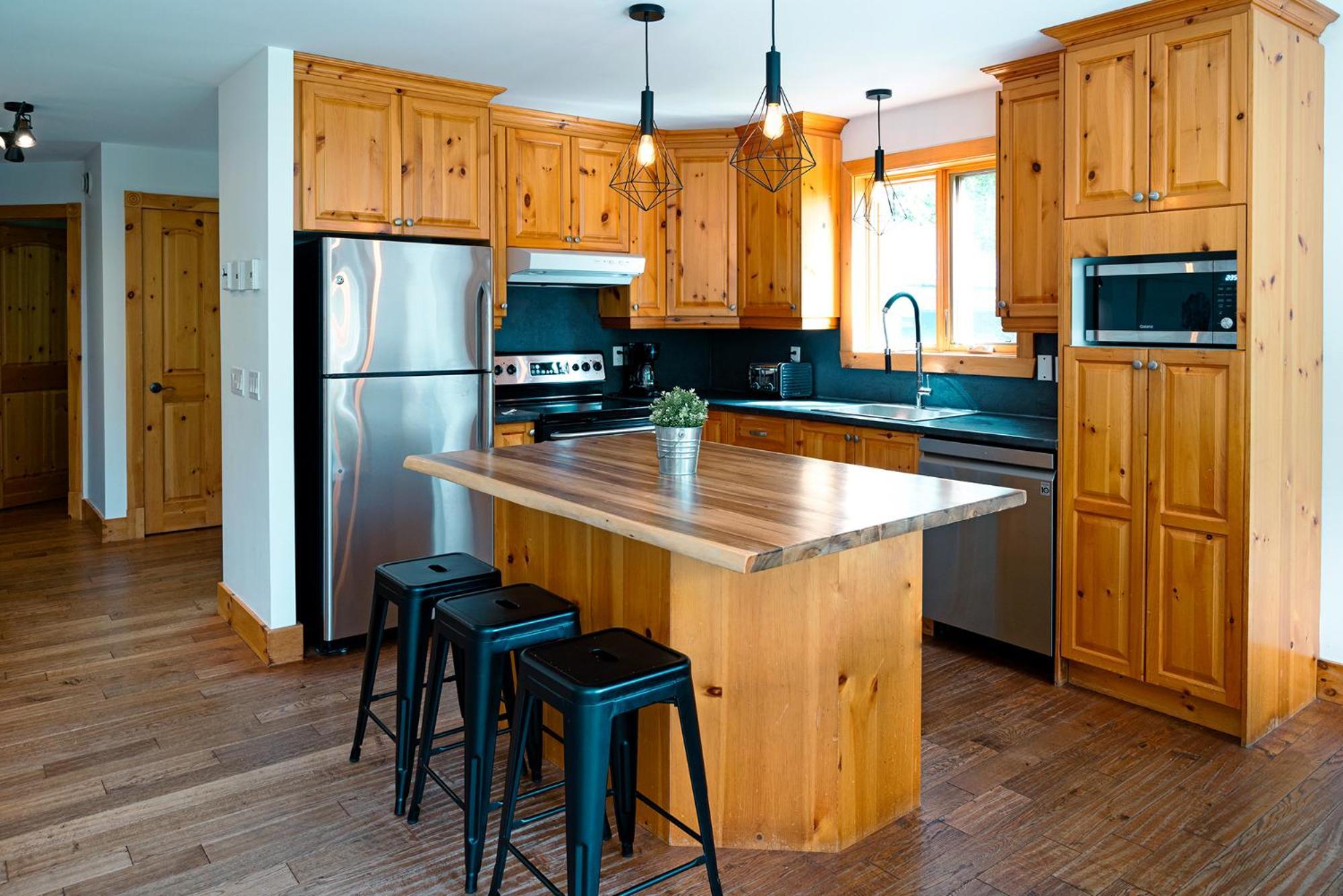 Le 583 Citq#239,960 Stoneham
